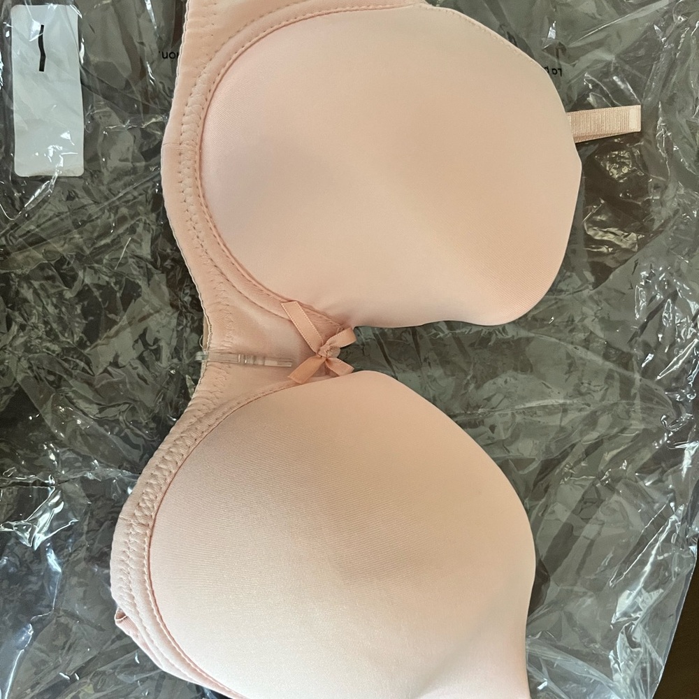 Frederick's of Hollywood Soft Pink Bra